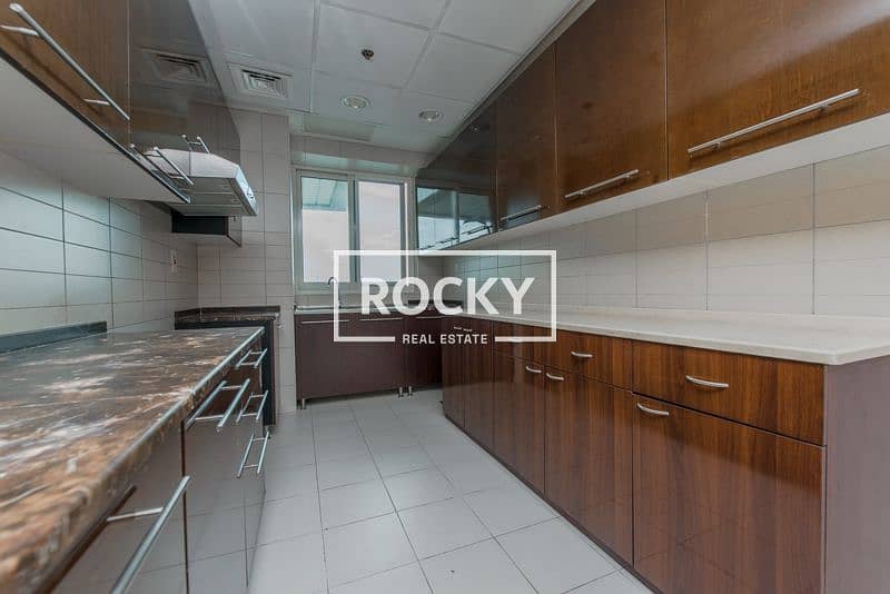 8 2. BurDubai_AlFalasiResidence_503-3BR (6 of 37). jpg