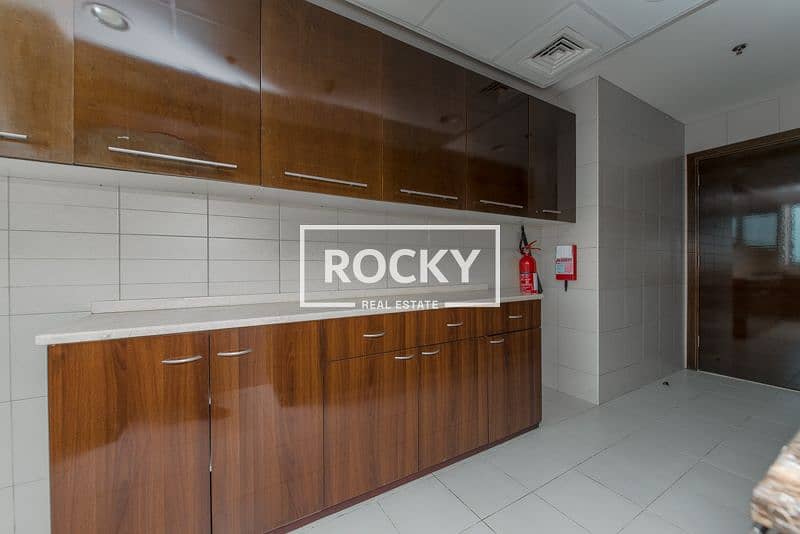 9 2. BurDubai_AlFalasiResidence_503-3BR (8 of 37). jpg