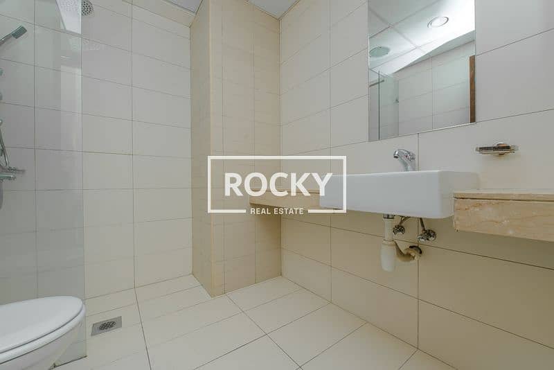 19 1. BurDubai_AlFalasiResidence_503-3BR (19 of 37). jpg