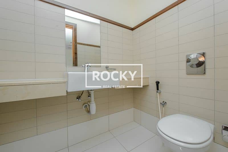 21 1. BurDubai_AlFalasiResidence_503-3BR (37 of 37). jpg