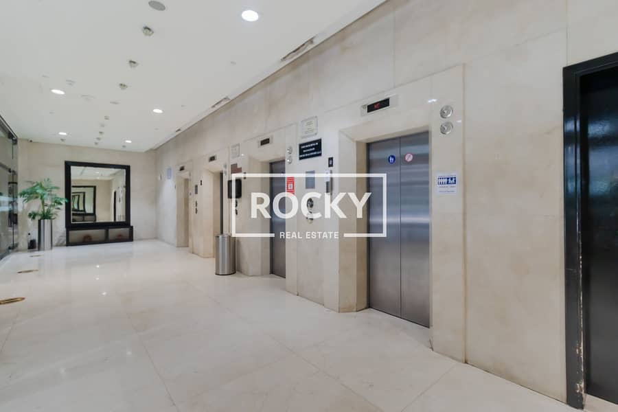 40 Rocky Real Estate - Al Mankhool - Al Falasi Residence - Common (4 of 14). jpg