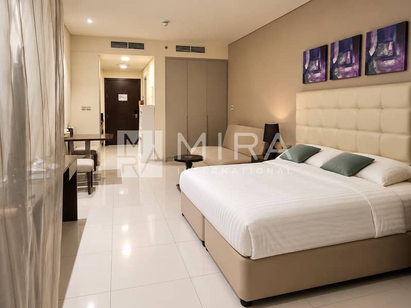 2 Bright, tidy apartment listing interior-7