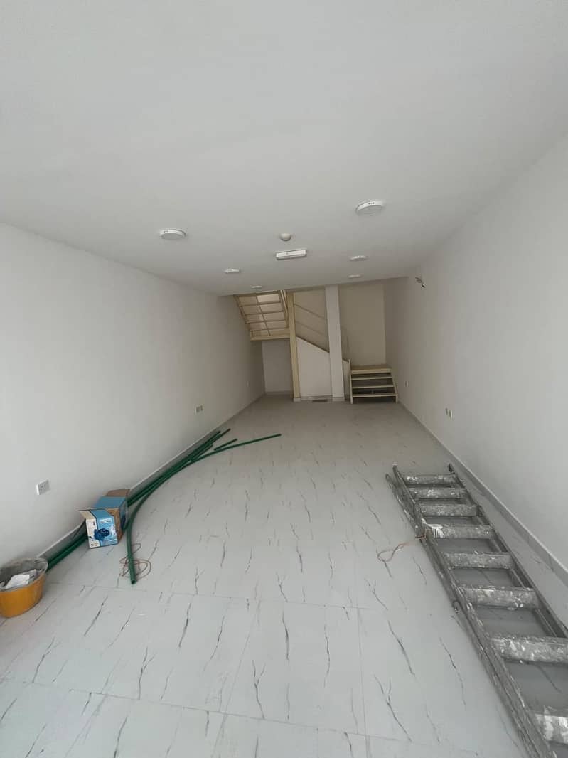 7 efac4384-36b8-49e8-b301-56dd6e1fbd53. jpg