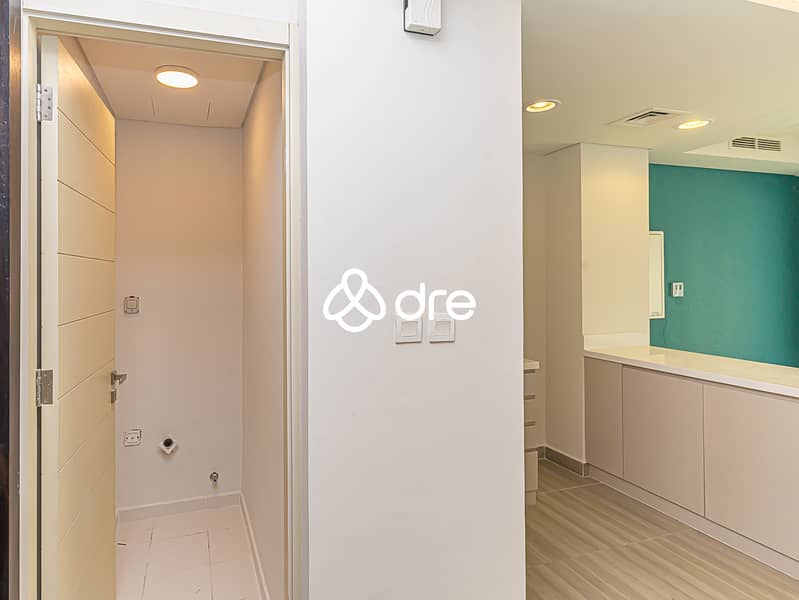8 DRE08924. JPG