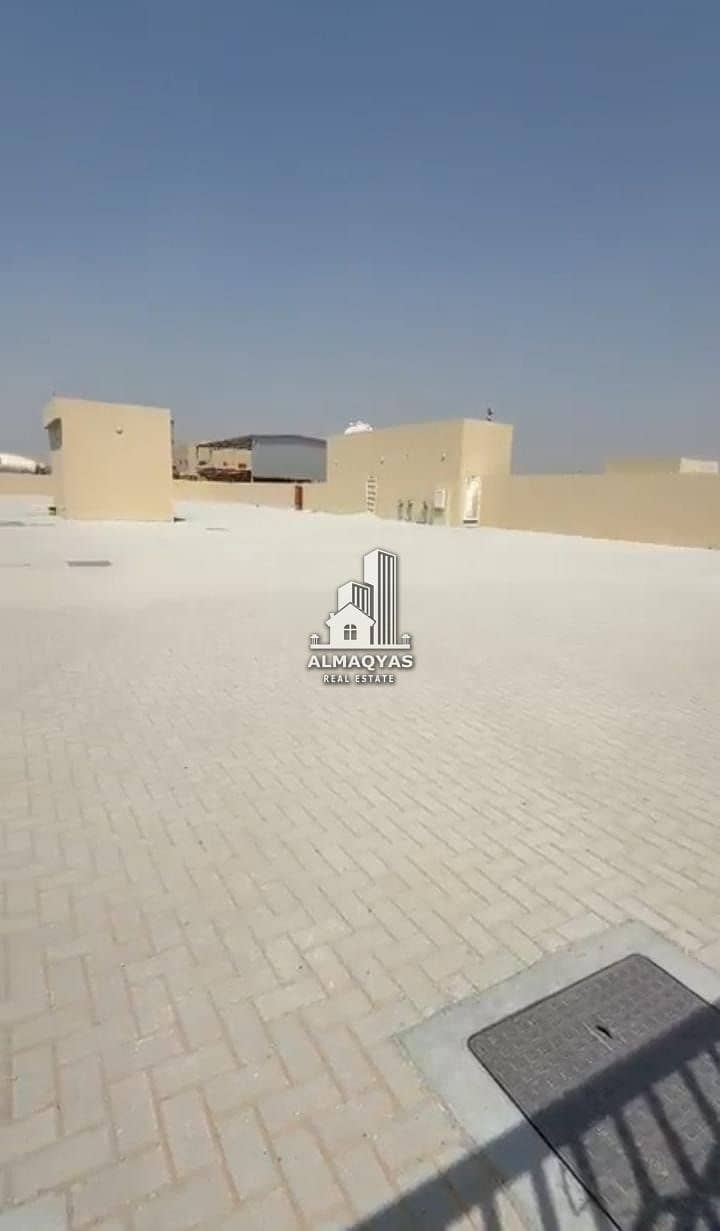 7 1001198860. jpg