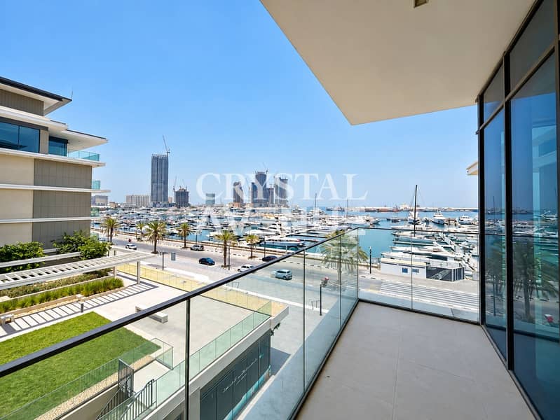 Neutral interior with marina view-3. png Neutral interior with marina view-3. png