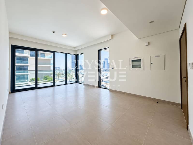 2 Apartment interior with marina view-5. png
