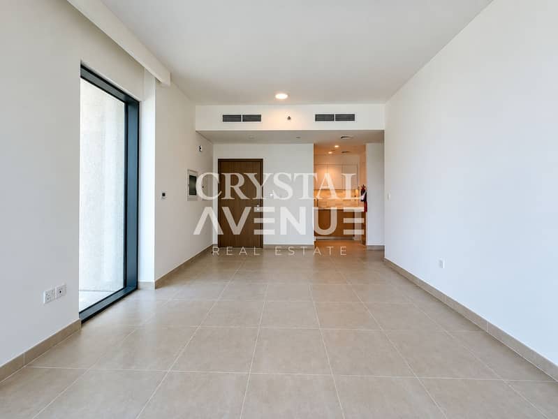 8 Refined apartment interior with marina view-1. png