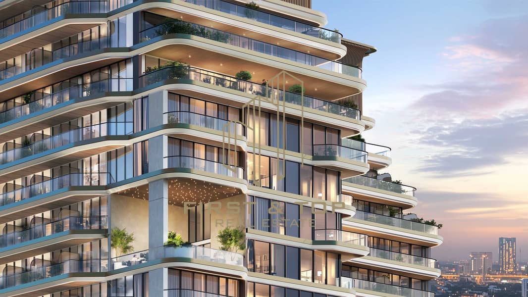 2. Double Hight Balcony. jpg 2. Double Hight Balcony. jpg