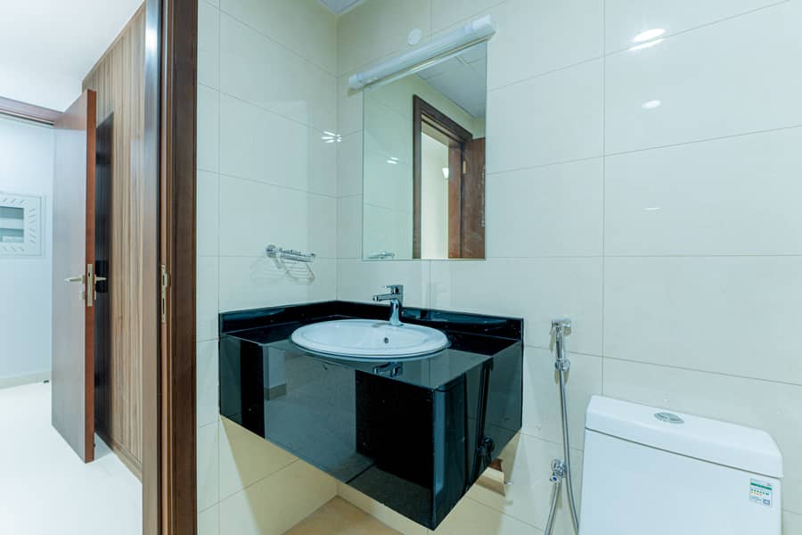 4 BATHROOM 1.2. jpg
