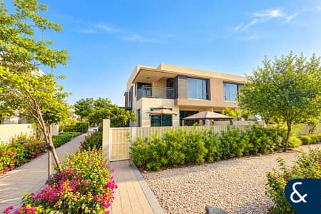 5 Camere Villa in vendita a Dubai Hills Estate, Dubai - Villa a Dubai Hills Estate,Maple,Maple 1, 5 camere da letto, 6500000 AED - 16772408 5 Camere Villa in vendita a Dubai Hills Estate, Dubai - Villa a Dubai Hills Estate,Maple,Maple 1, 5 camere da letto, 6500000 AED - 16772408
