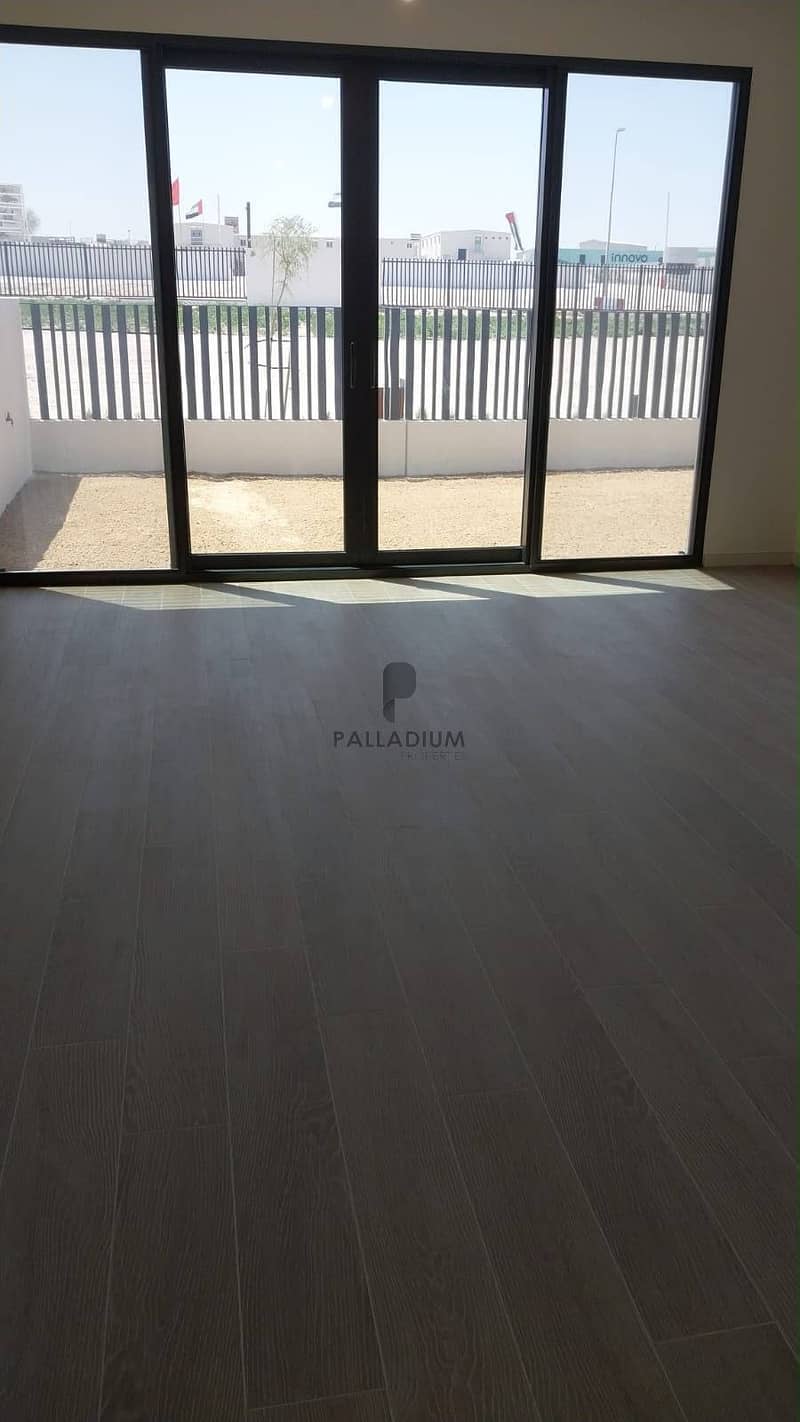 Big Layout , Reasonable Price , Luxury Living Big Layout , Reasonable Price , Luxury Living