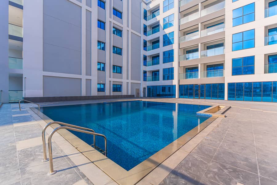 17 pool 1. jpg