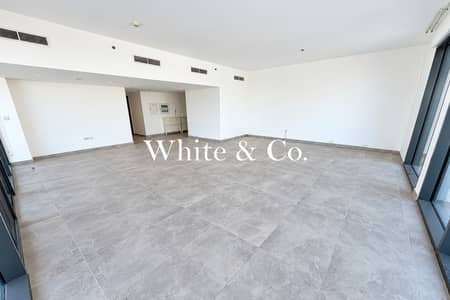 3 Bedroom Flat for Sale in Jumeirah Village Circle (JVC), Dubai - Huge Layout | Burj Khalifa View | Vacant