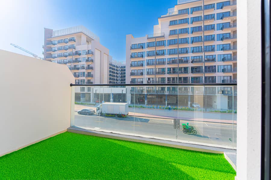 18 livingroom balcon 1. jpg