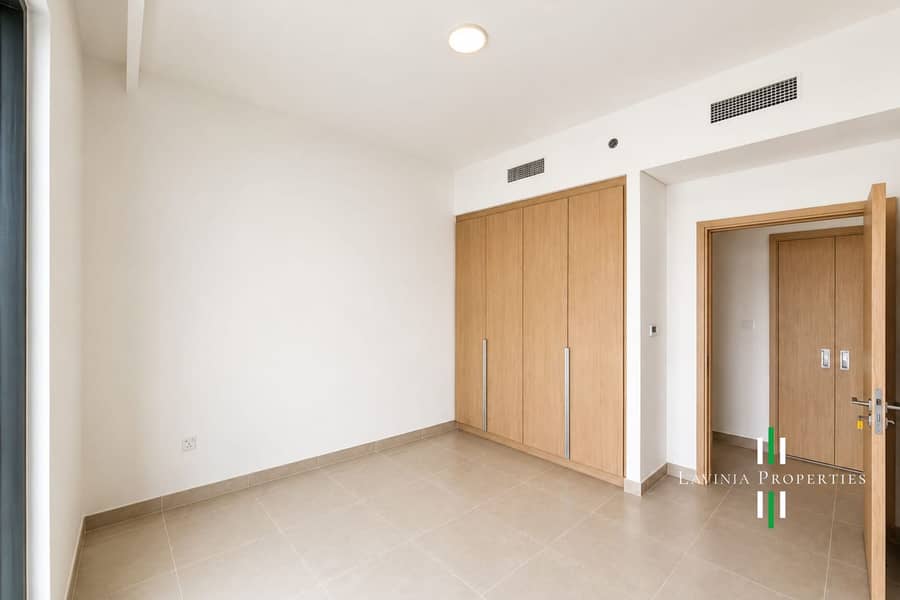 BURJ KHALIFA VIEW | SPACIOUS 2BHK | HIGH FLOOR BURJ KHALIFA VIEW | SPACIOUS 2BHK | HIGH FLOOR