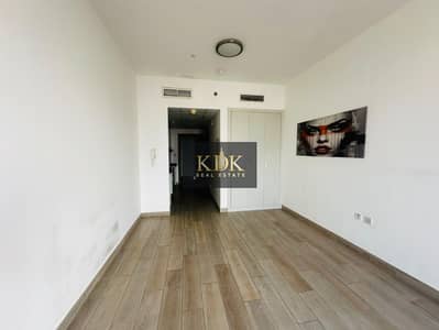 Estudio para en Alquiler en Jumeirah Village Circle (JVC), Dubai - WhatsApp Image 2026-10-02 at 4.21. 19 PM (2). jpeg