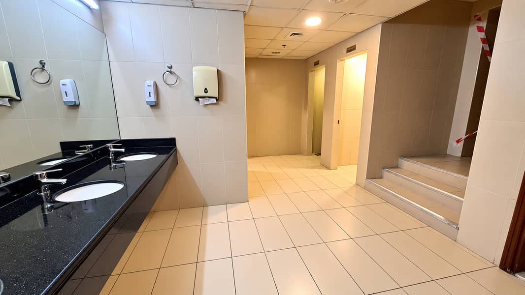 12 Restroom_Gym_Pool. jpg