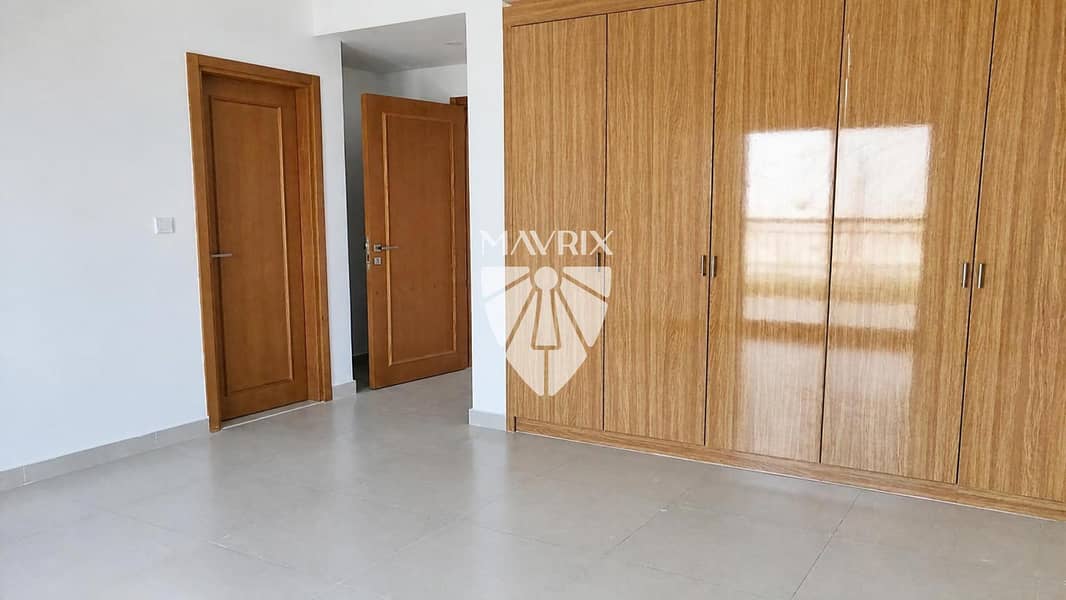 8 Image 8