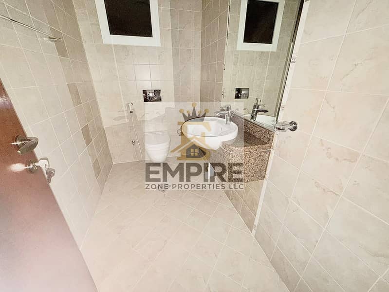20 4fc8ebd0-2f9c-48fc-ac39-4dd98decdccd. jpg