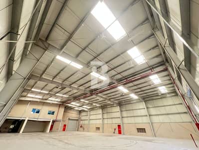 Warehouse zum Miete in Dubai Investments Park (DIP), Dubai - Lagerhalle in Dubai Investments Park (DIP),Dubai Investments Park 2, 919725 AED - 16774102 Warehouse zum Miete in Dubai Investments Park (DIP), Dubai - Lagerhalle in Dubai Investments Park (DIP),Dubai Investments Park 2, 919725 AED - 16774102