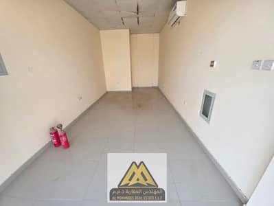 Shop zum Miete in Al Jurf, Ajman - WhatsApp Image 2026-09-27 at 17.25. 27. jpeg Shop zum Miete in Al Jurf, Ajman - WhatsApp Image 2026-09-27 at 17.25. 27. jpeg