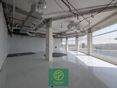معرض تجاري للايجار في رأس الخور، دبي - PHOTO-2026-10-07-14-41-37 (1). jpg معرض تجاري للايجار في رأس الخور، دبي - PHOTO-2026-10-07-14-41-37 (1). jpg