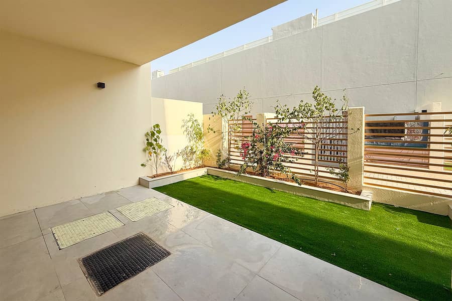 位于鲁康社区,鲁康3区 4 卧室的别墅 180000 AED - 16774713 位于鲁康社区,鲁康3区 4 卧室的别墅 180000 AED - 16774713