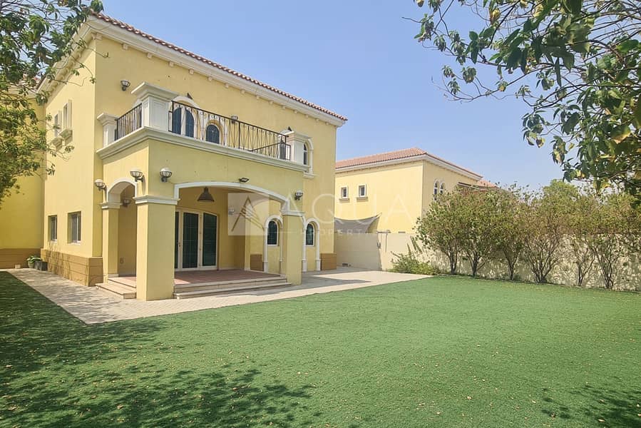 Villa in Jumeirah Park,District 6, 3 schlafzimmer, 330000 AED - 16774897 Villa in Jumeirah Park,District 6, 3 schlafzimmer, 330000 AED - 16774897