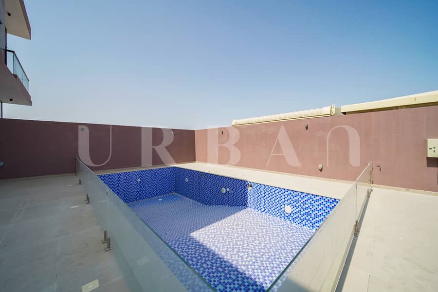 31 ADU00309. JPG