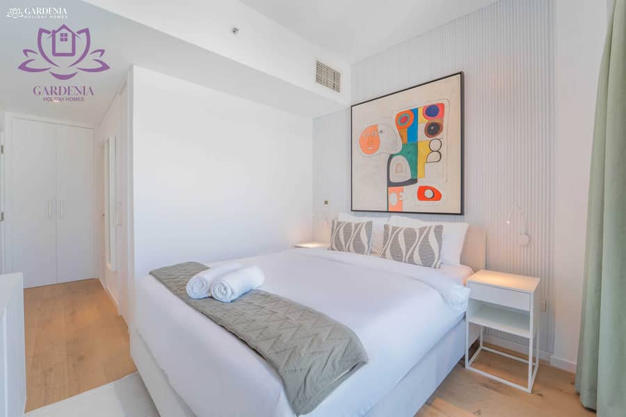 8 Bed 2 2. jpg