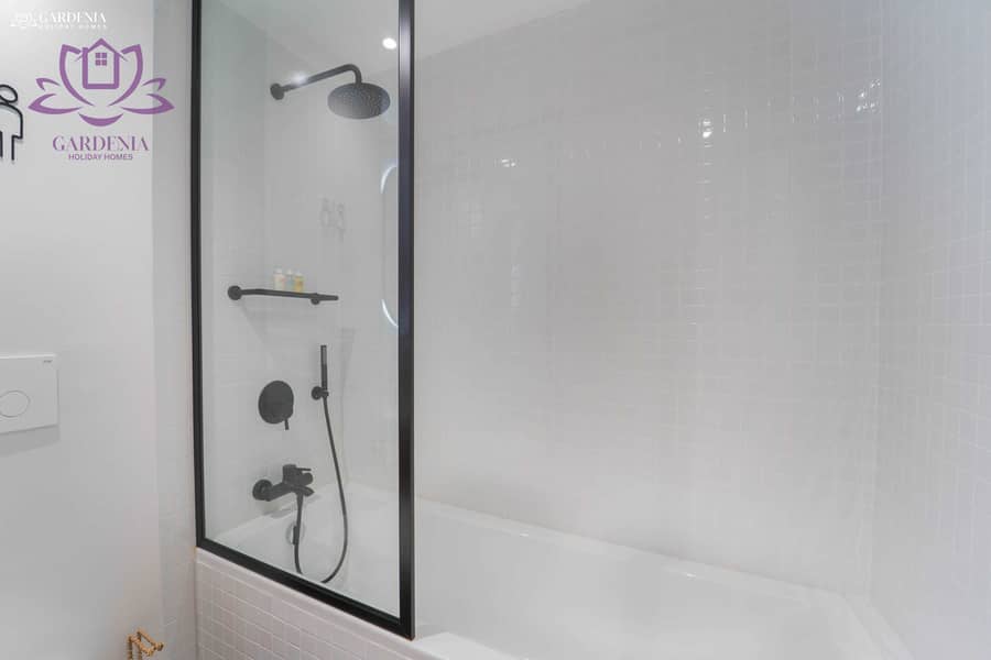 13 Bath 2 2. jpg