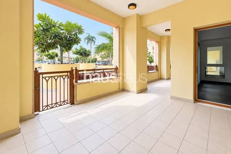 2 habitaciones Apartamento para en Alquiler en Palm Jumeirah, Dubai - Apartamento en Palm Jumeirah,Marina Residences,Marina Residences 4, 2 dormitorios, 190000 AED - 16546188 2 habitaciones Apartamento para en Alquiler en Palm Jumeirah, Dubai - Apartamento en Palm Jumeirah,Marina Residences,Marina Residences 4, 2 dormitorios, 190000 AED - 16546188