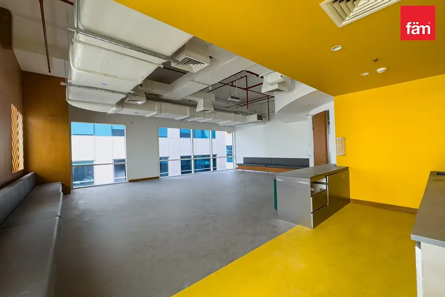 Vacant Office | Spacious Area | Prime Location