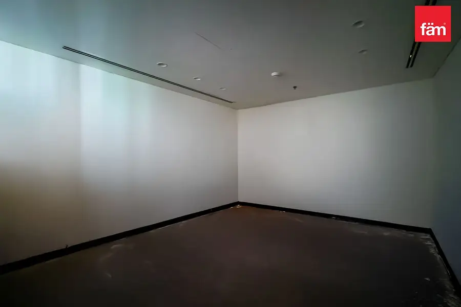 Vacant Office | Spacious Area | Prime Location