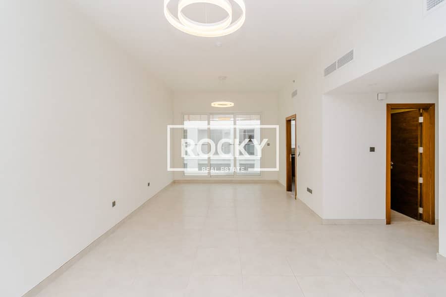 3 Rocky Real Estate - Al warqa 1 - Sami Al Reyami Building - Apartment (1 of 17). JPG