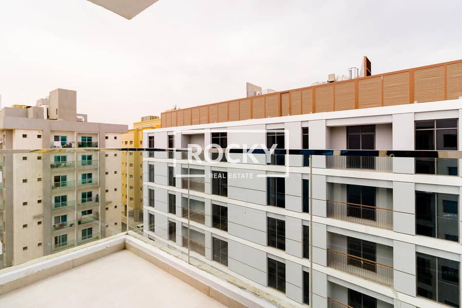 11 Rocky Real Estate - Al warqa 1 - Sami Al Reyami Building - Apartment (3 of 17). JPG