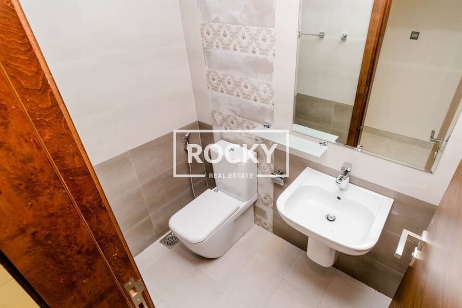 15 Rocky Real Estate - Al warqa 1 - Sami Al Reyami Building - Apartment (5 of 17). JPG