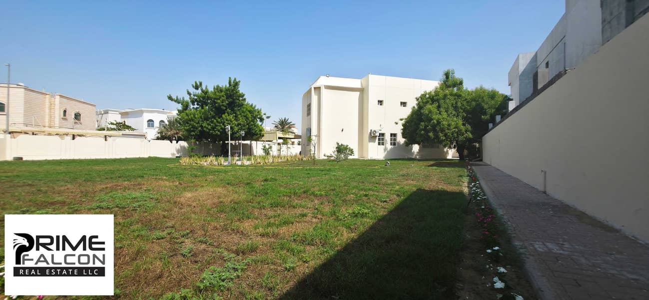 4 Garden 9. jpg