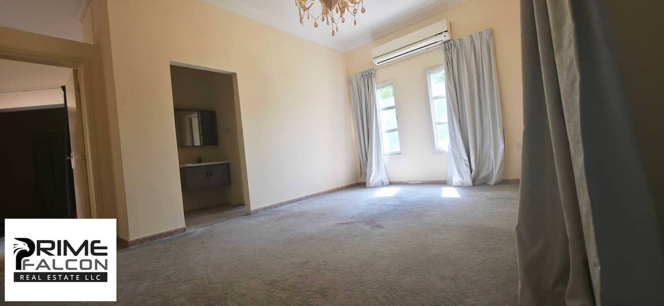 11 bedroom 29. jpg