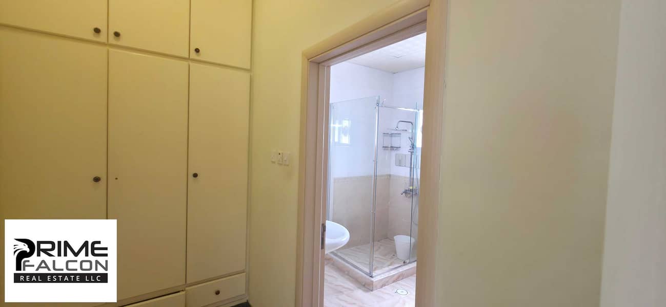 27 bedroom cabinet. jpg