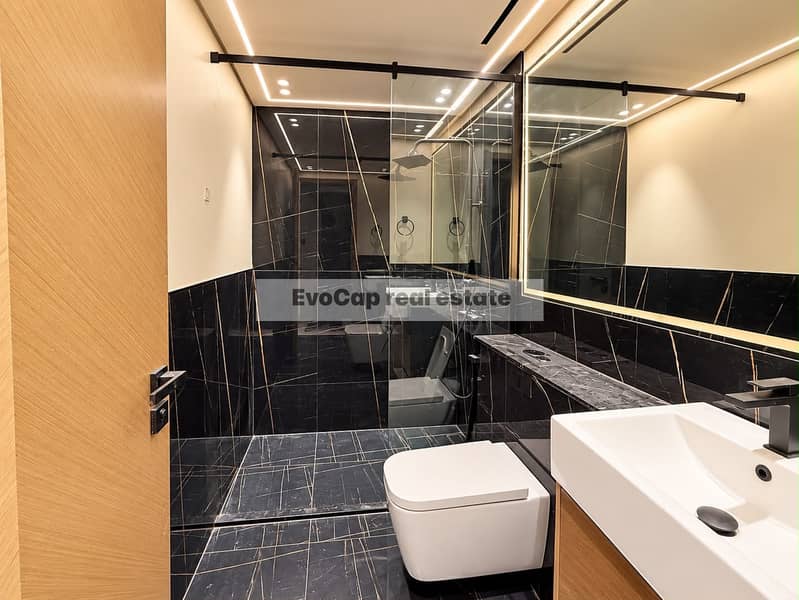7 ceb3f25a-f1ad-4956-9193-4e171a7b6c1b. jpg