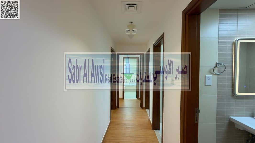 28 WhatsApp_Image_2026-10-07_at_5.31. 40_PM__3__watermarked. jpg