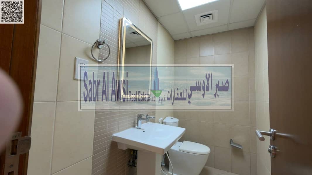 30 WhatsApp_Image_2026-10-07_at_5.31. 40_PM_watermarked. jpg