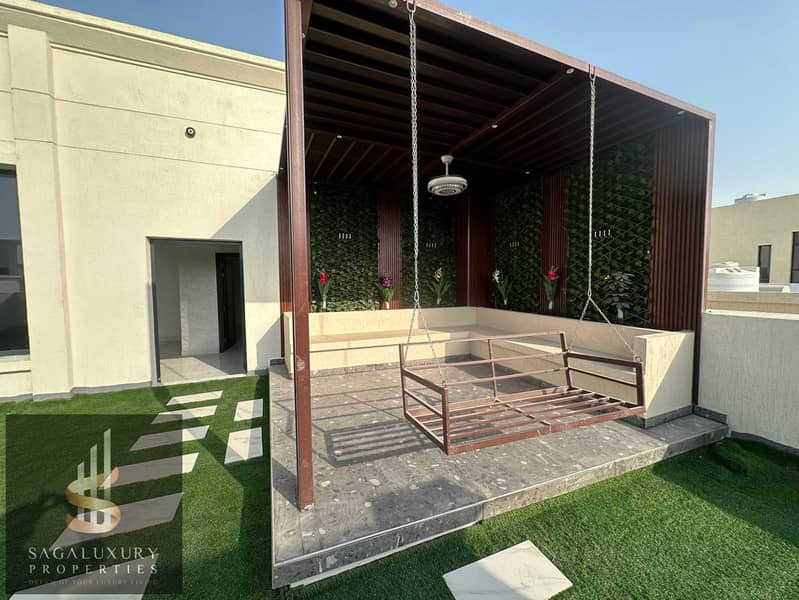 25 WhatsApp Image 2026-10-07 at 6.45. 20 PMVRVR. jpeg