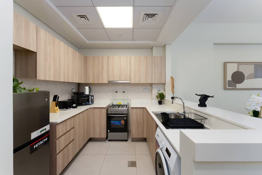 9 AB700785. jpg
