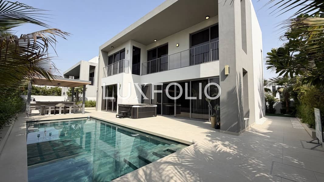 Park View | Renovated + Pool | Vacant Soon Park View | Renovated + Pool | Vacant Soon