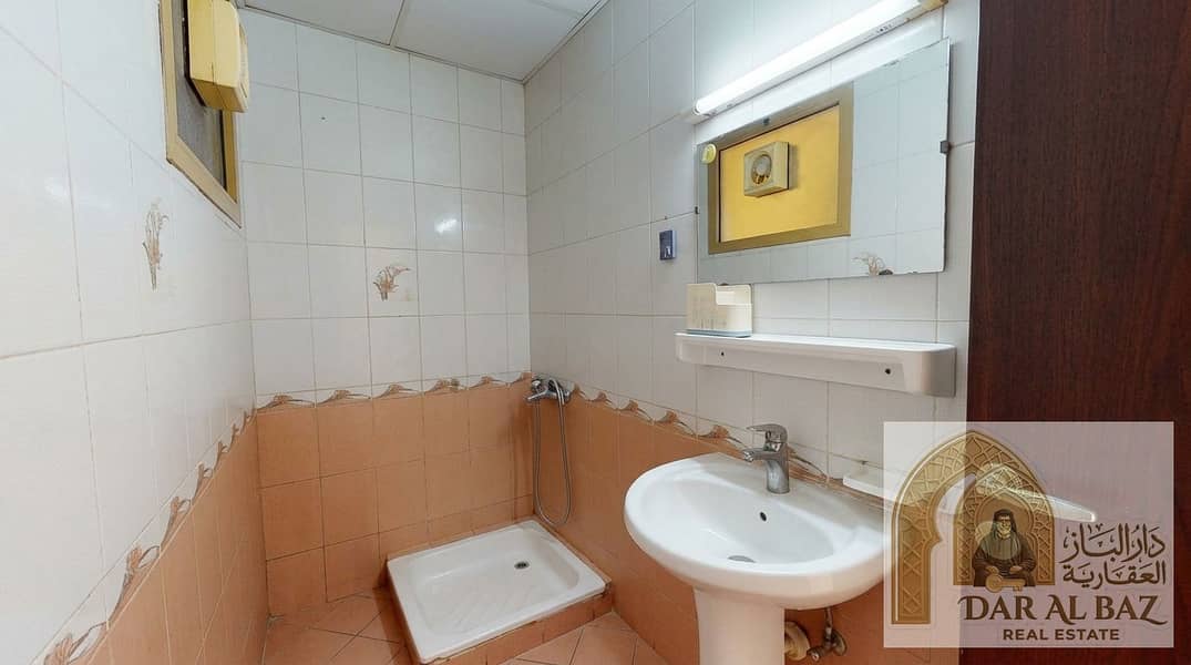 12 Enhancing_real_estate_photograph_20261007041316. jpg
