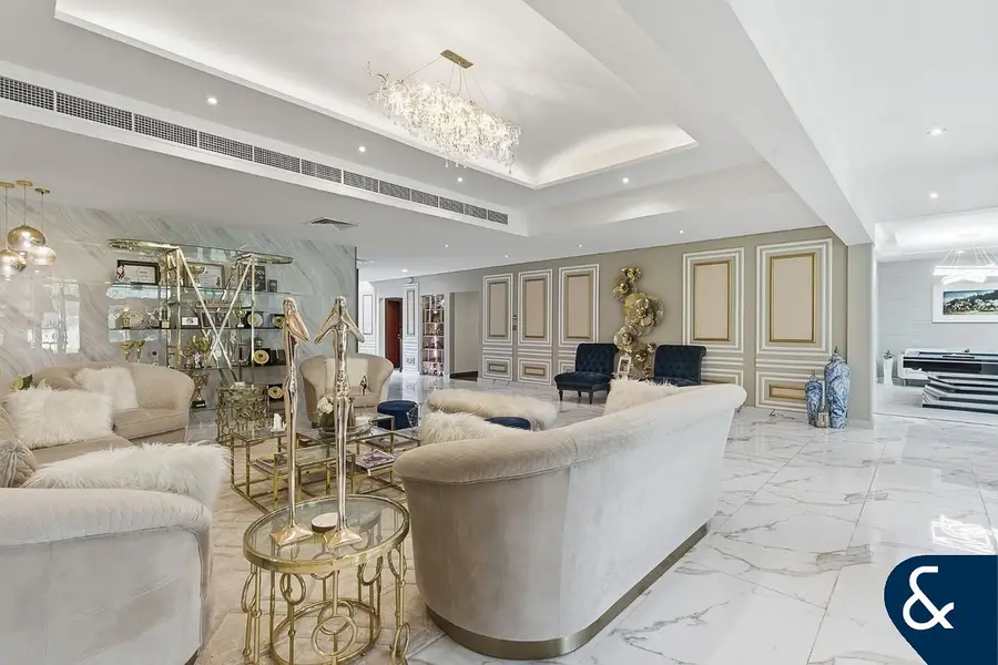 5 Bedrooms | Fully Upgraded | Large Plot
