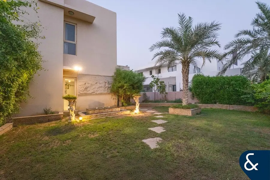 5 Bedrooms | Fully Upgraded | Large Plot